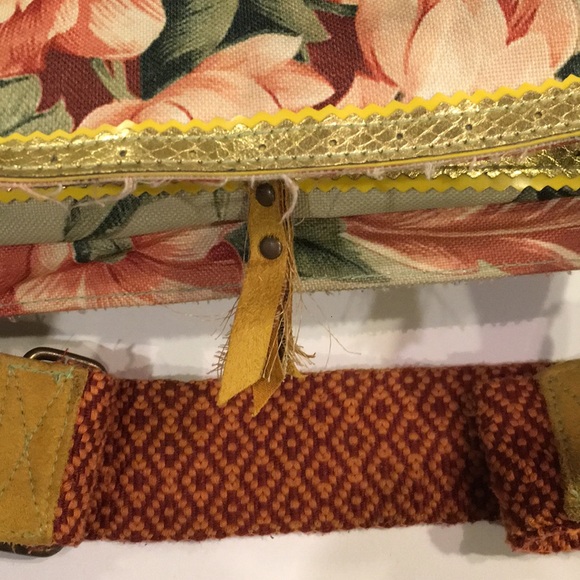 Parcel / Loop / Transversion floral Handbag - Picture 8 of 8